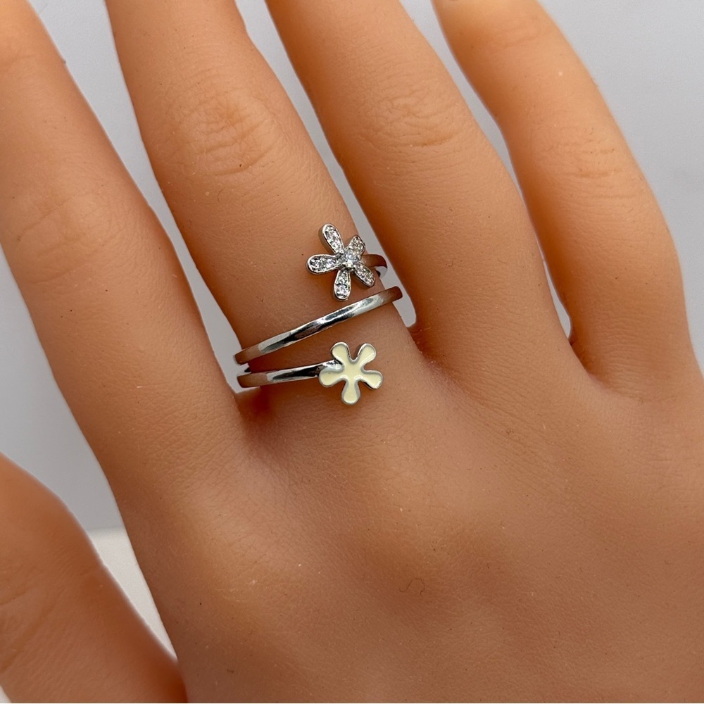 Flower Adjustable Ring